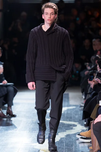 Look 7